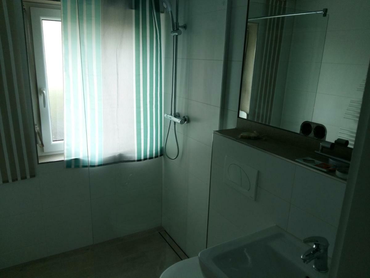 Ferienwohnung Peter Hofling Вертхайм Екстериор снимка
